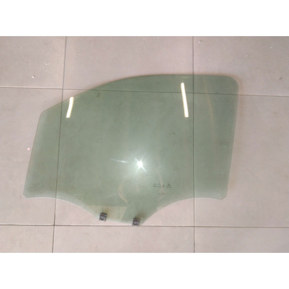 vitre Jumpy III 2.0HDI 16V 2018 avant gauche Ref : 43R00049