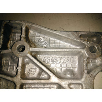 Support moteur Doblo  Ref : 46437240