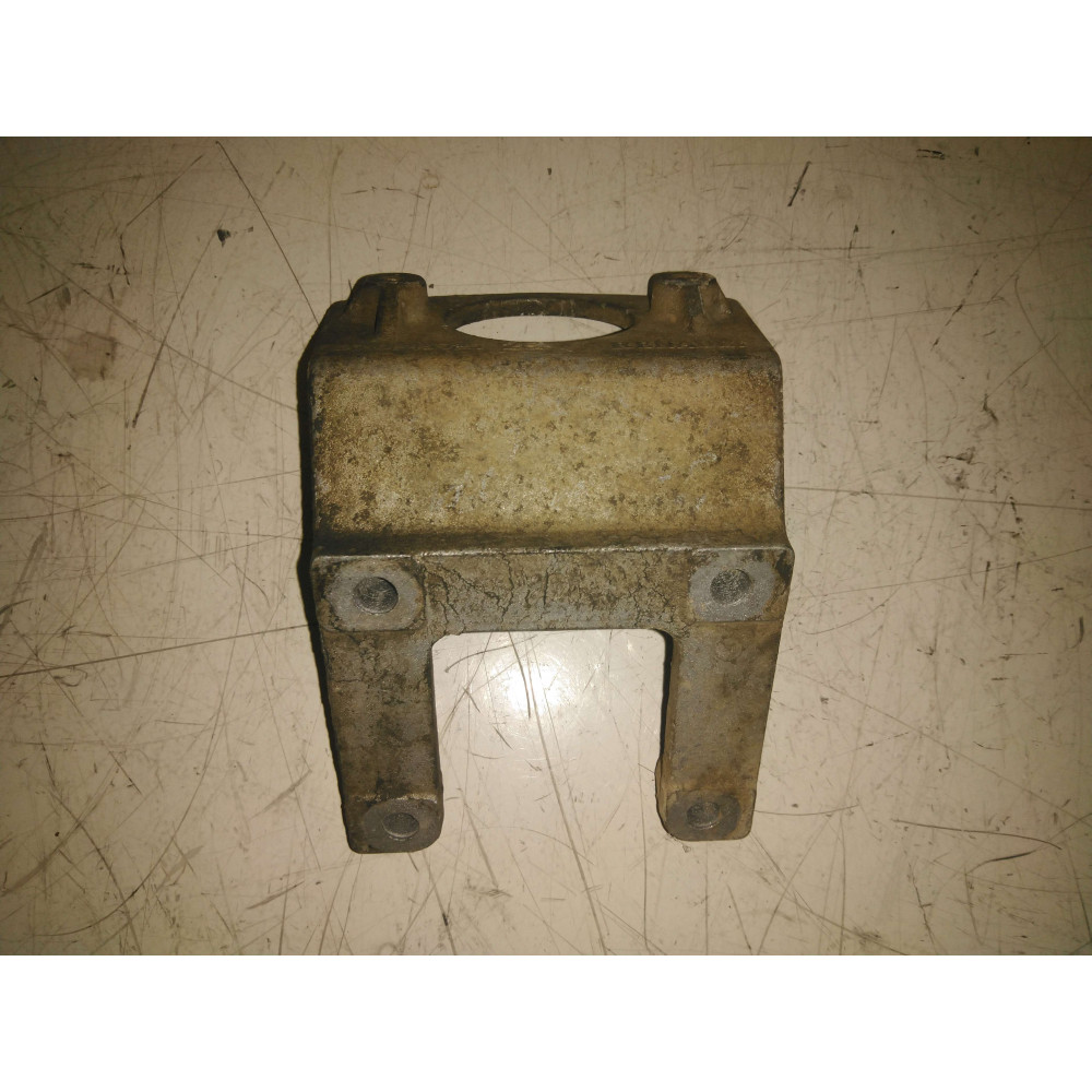 Support moteur Mascott 98-04 Ref : 5010245325