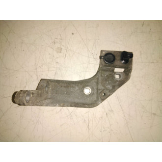 Support moteur Trafic Primastar Vivaro 06-14  Ref : 8200443154