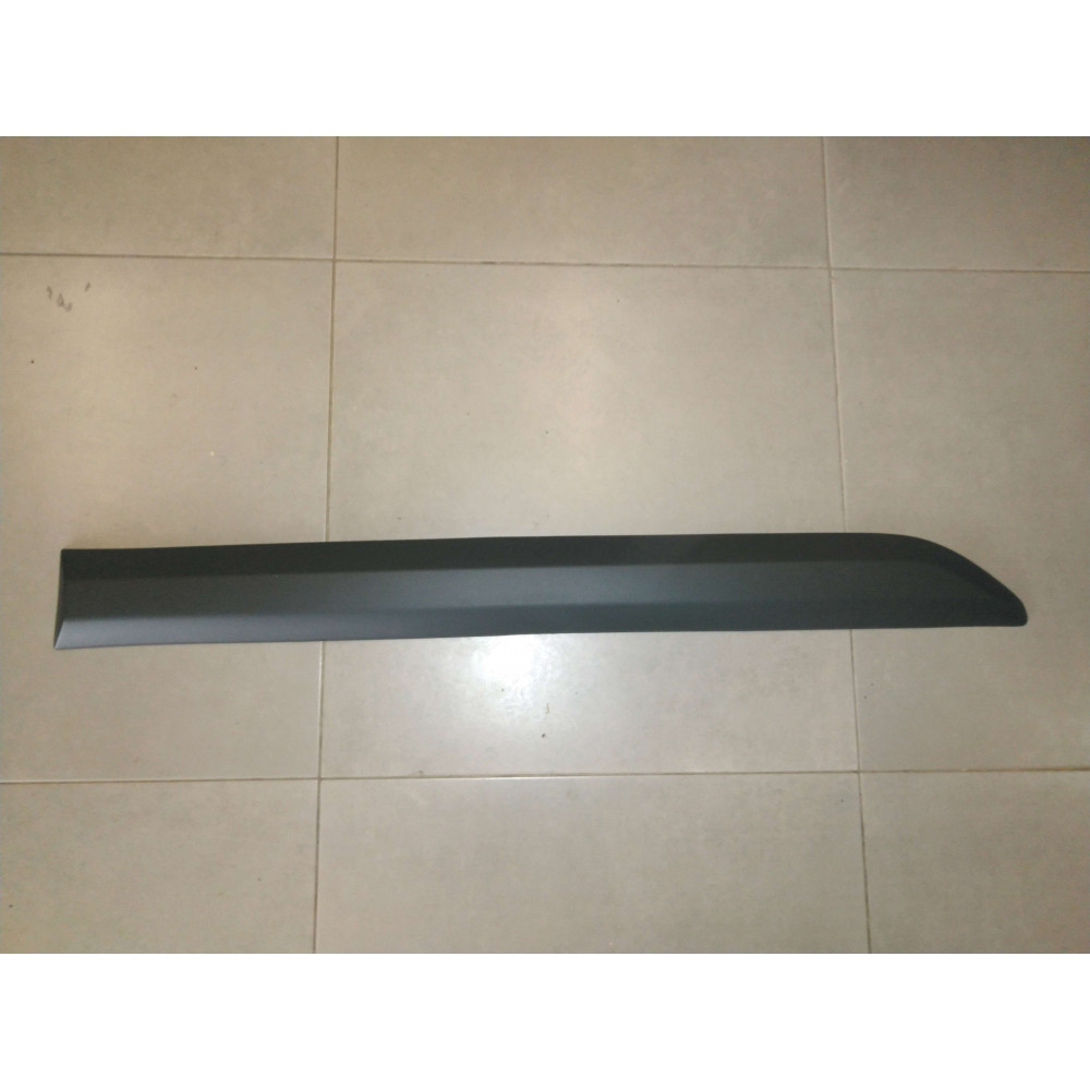 moulure de porte jumpy/scudo/expert extérieure gauche  Ref : 