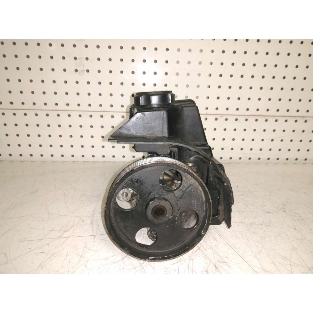 pompe de direction assistée  Scudo 1.9L 2.0L 98-06 Ref : 26079813