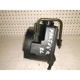 pompe de direction assistée Partner 2.0L 03-08 Ref : 26077655