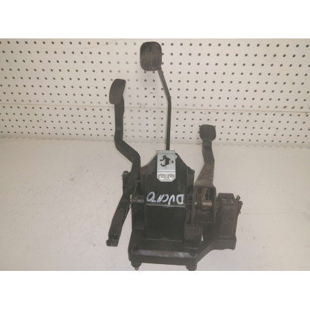 Pédalier Boxer Ducato Jumper 94-02 Ref : 1335042080