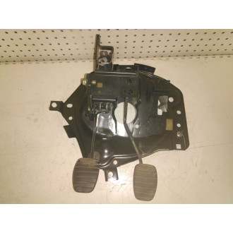 Pédalier Kangoo 97-03 Ref : 437065