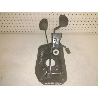 Pédalier Partner Berlingo 96-02 Ref : 4515G5