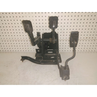 Pédalier embrayage et frein Transit 86-91 Ref : 86VB-7520-BE