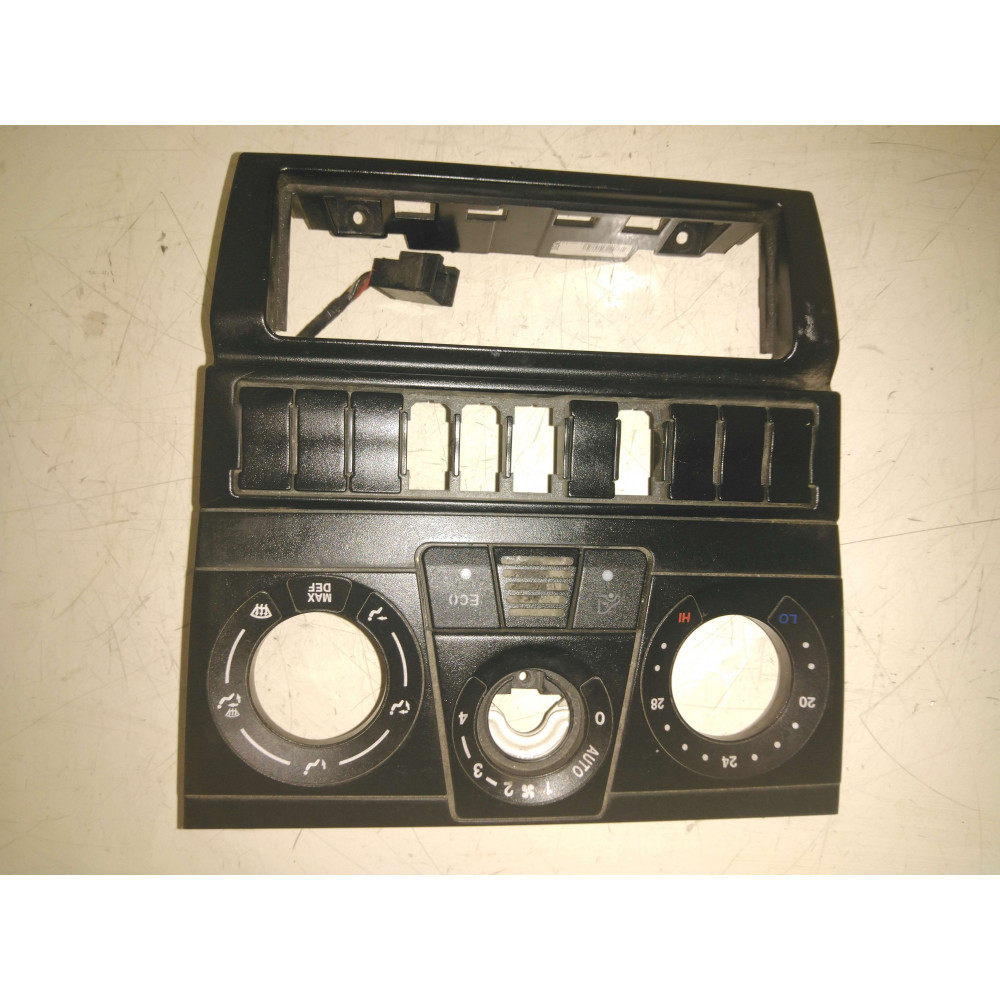 Cache Commande chauffage Iveco 06-12 Ref : 178140500