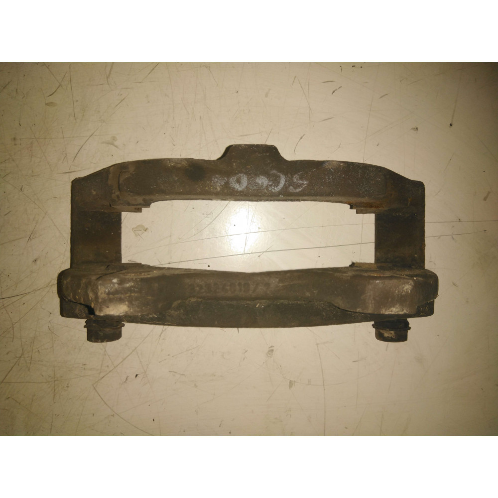 Support d'étrier avant Jumpy Scudo Expert 95-03 Ref : 323248197