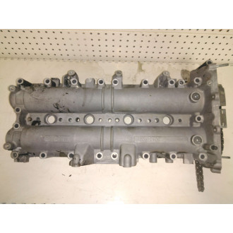 Cache culbuteur avec à came Iveco An 2022 3.0l 180ch Ref : 504374029