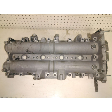 Cache culbuteur avec à came Iveco An 2022 3.0l 180ch Ref : 504374029