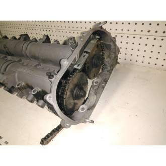 Cache culbuteur avec à came Iveco An 2022 3.0l 180ch Ref : 504374029