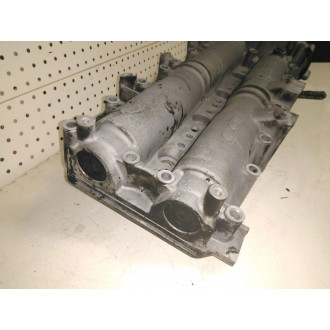 Cache culbuteur avec à came Iveco An 2022 3.0l 180ch Ref : 504374029