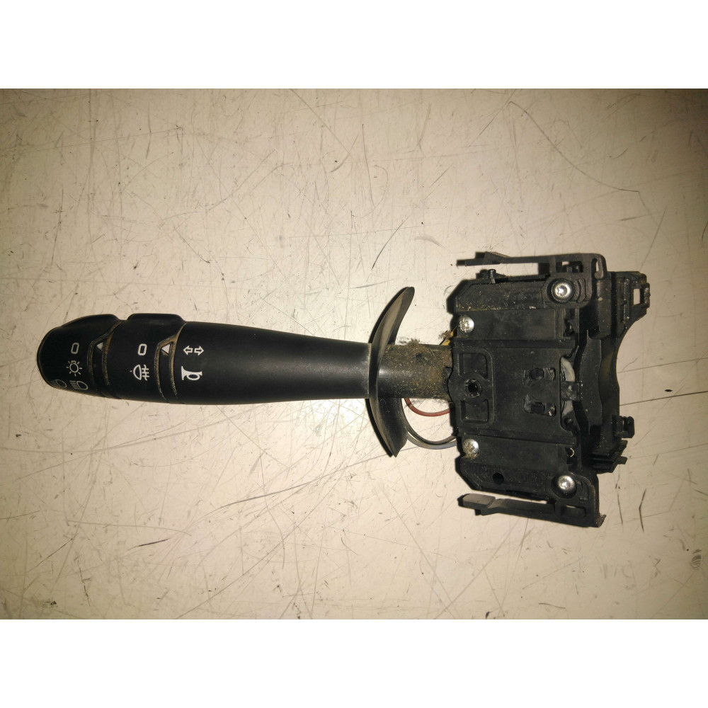 Commodo de clignotant Master 03-10 Ref : 8200878697