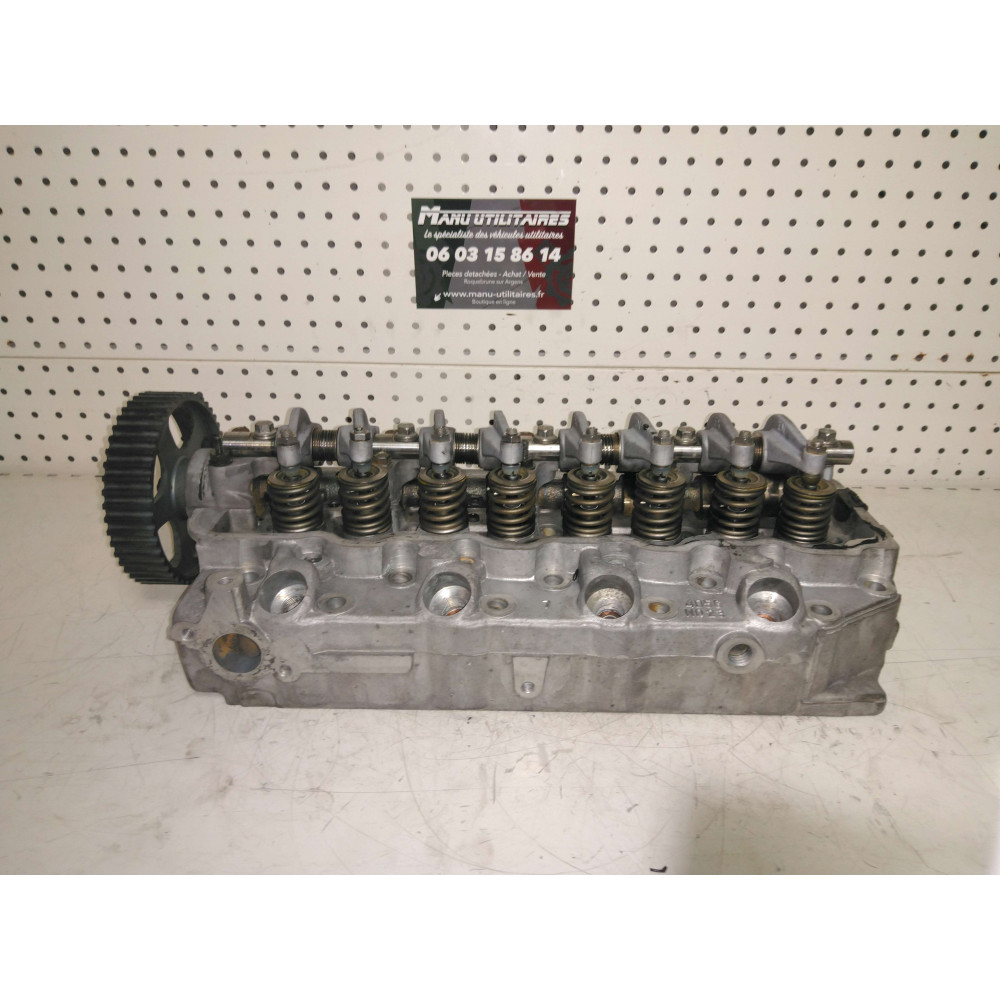 culasse hyundai H1  Ref : 4D56NQ23