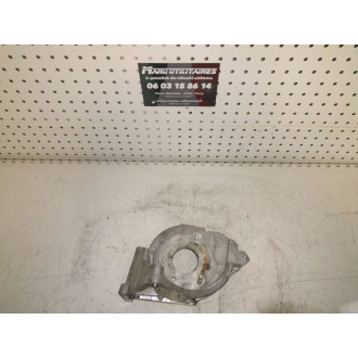 support de pompe a injection Peugeot boxer 2,8l Ref : 96389217