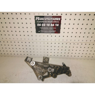 support boite de vitesse Renault Kangoo 1,9 dci  Ref : 7700415097