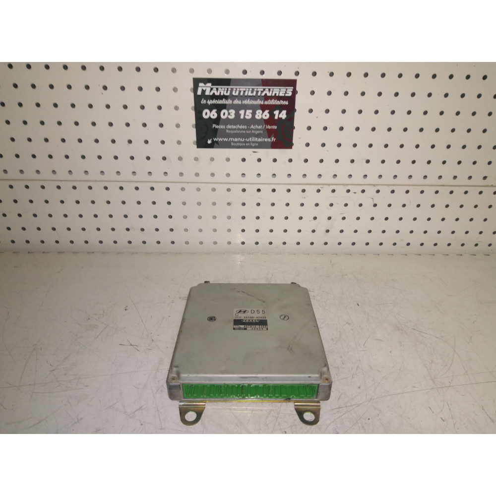 Calculateur central moteur hyundai H1  Ref : 3910042620