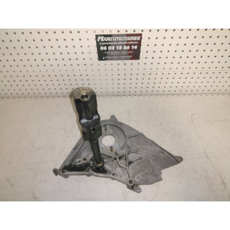 support pompe a injection hyundai H1 2,5l Ref : 