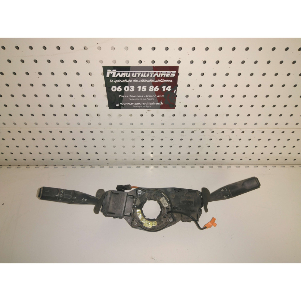 bloc commodo phare essuie glace Peugeot Partner  Ref : 61557114