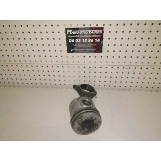piston Iveco 2,3l HPI Ref : 