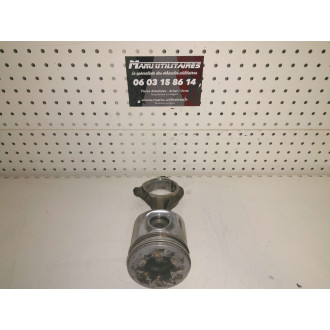 piston Iveco 2,3l HPI  Ref : 