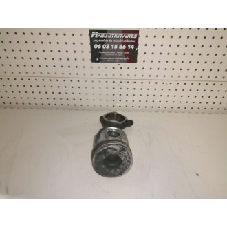 piston Iveco 2,3 L HPI  Ref : 