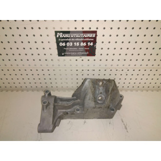 support moteur Iveco 2,3 L HPI  Ref : 500376601