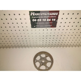 pignon de pompe a injection berlingo Partner 2,0l HDi  Ref : 