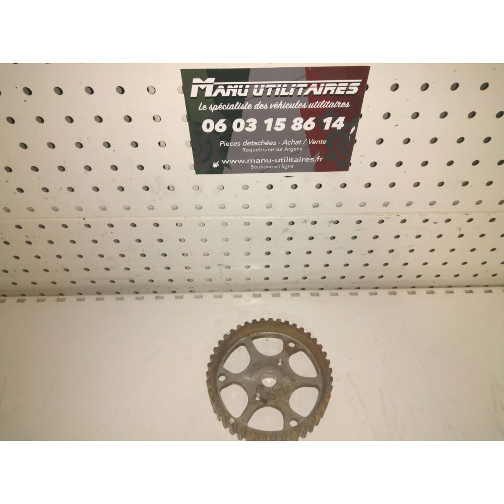 pignon de pompe a injection berlingo Partner 2,0l HDi  Ref : 