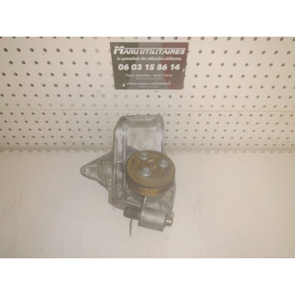 pompe à eau Renault Master 2 2,8l  Ref : VKPC85303