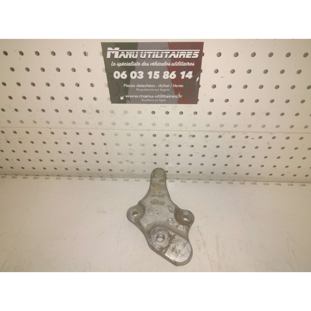 support fixation boite de vitesse Peugeot expert  Ref : 