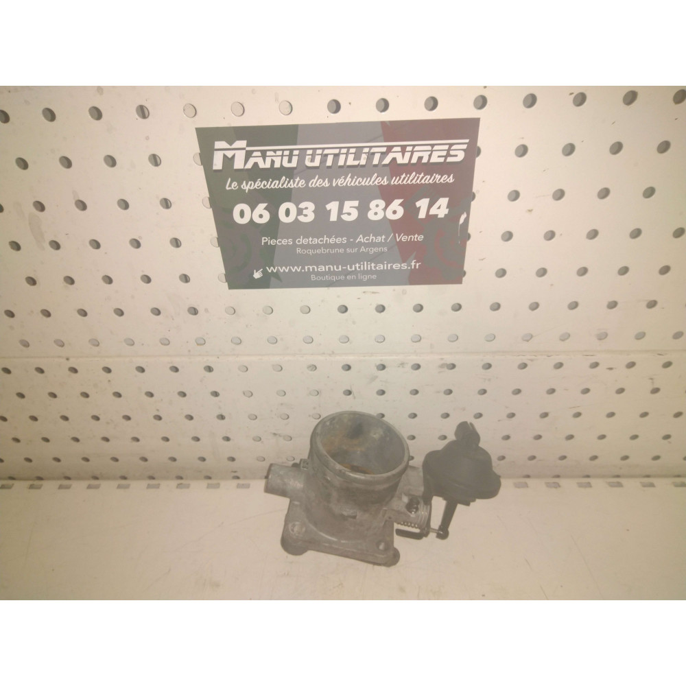 boitier papillon hyundai H1  2.5 l Ref : 35100-27XXX