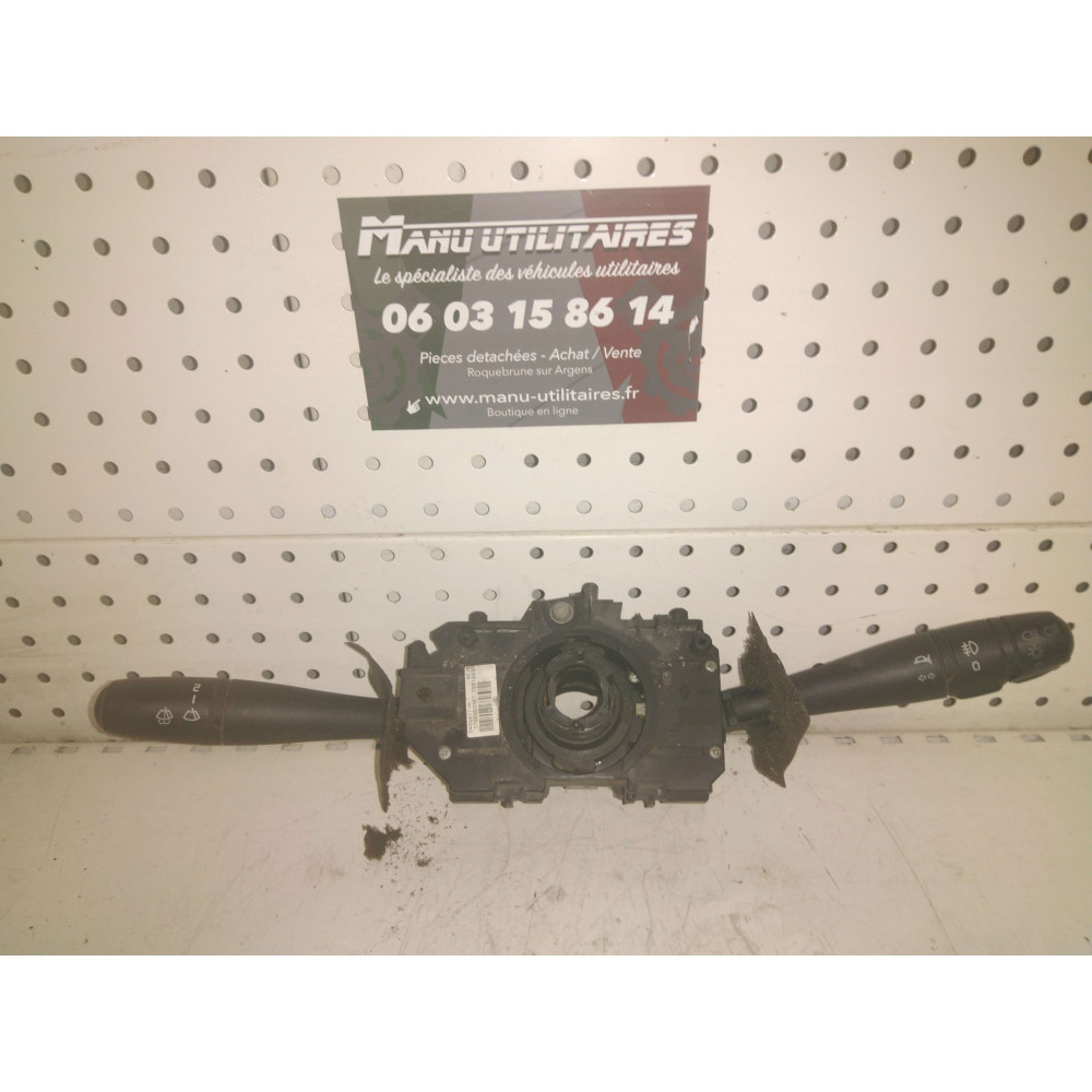 bloc Comodo essuie glace phare clignotant Renault Master II  Ref : 7700354626