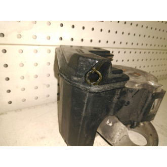 pompe de direction assistée berlingo 1,6 HDi essence  Ref : 9644878280