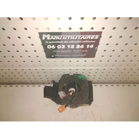 bague contacteur tournant air bag Vivaro  Ref : 8200878343