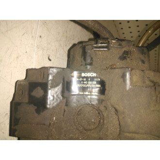 pompe a injection carburant a haute pression Iveco  Ref : 0445020008
