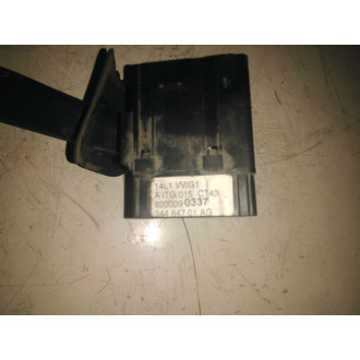 Comodo essuie glace Renault Kangoo  Ref : 8200090337