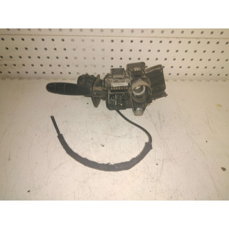 Comodo essuie glace volume Radio Renault Kangoo  Ref : 8200090337