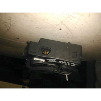 Comodo essuie glace radio renault kangoo Ref : 88103009