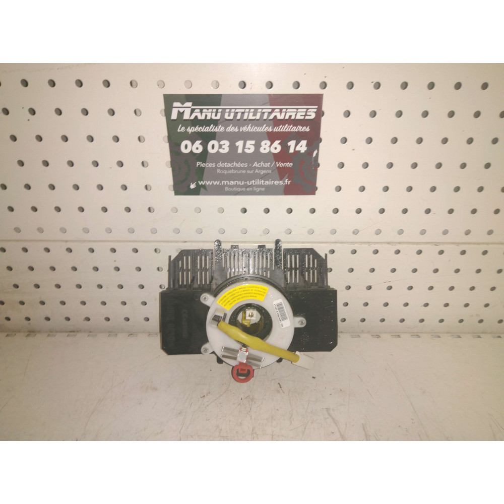 support Comodo avec contacteur tournant air bag Iveco  Ref : 504108685