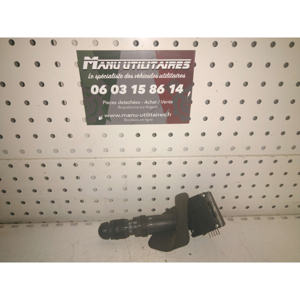 Comodo clignotant phare klaxon Iveco  Ref : 42568501