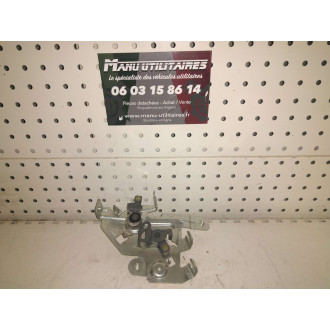 serrure porte latérale droite Renault trafic 2 Ref : 8200904015
