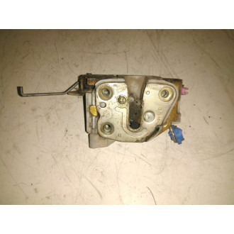 serrure avant droit nissan Cabstar  Ref : 