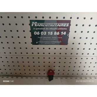 bouton warning Renault trafic 2  Ref : 