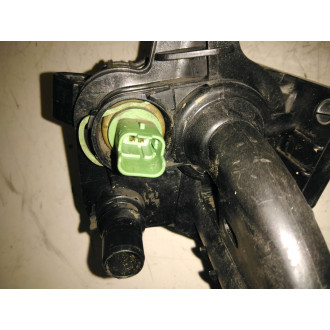 boitier thermostat berlingo Partner 1,6hdi Ref : 9684588980