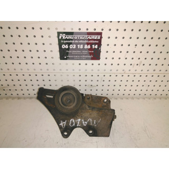 support de pompe direction assistée Mazda  Ref : 