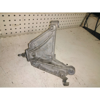 support moteur gauche Renault 2,0 dci Ref : 8200292830