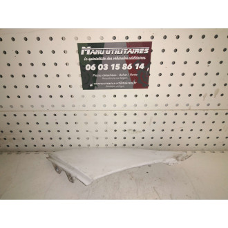moulure sous phare Peugeot boxer 3 droit  Ref : 1306530070