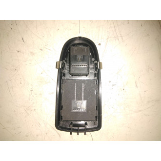 bouton lève vitre iveco 12-14 Ref : 